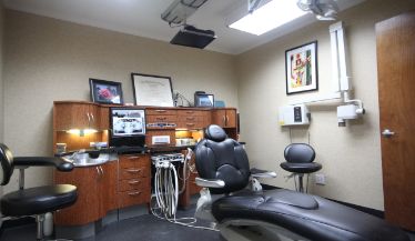 Dental treatment room